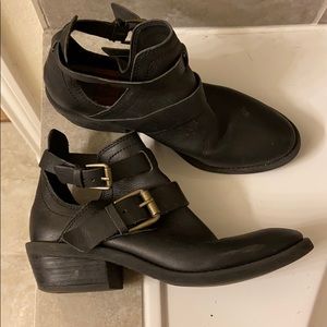 Lucky Brand side cutout booties